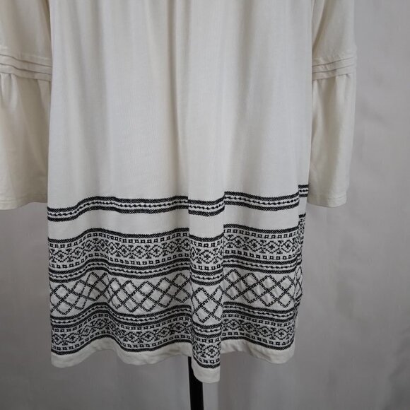 J. Jill | Embroidered Knit Ruffle-Sleeve Tunic Black Ivory | Size MP - Picture 6 of 11